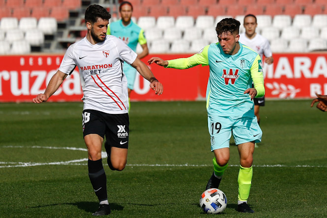 El Recreativo perdió en el duelo de filiales (GRANADA CF)
