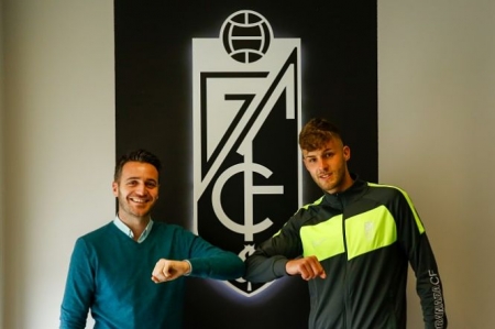 Ángel seguirá ligado al Granada CF (GRANADA CF) Ángel seguirá ligado al Granada CF (GRANADA CF)