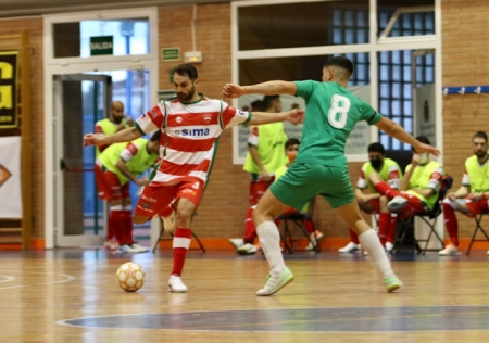 El Sima Granada demostró su buen momento ante Torremolinos (JOSÉ VELASCO)