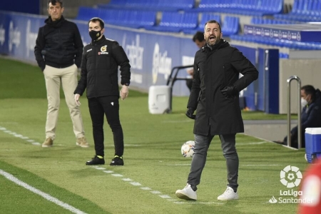 Diego Martínez, durante el encuentro en `El Alcoraz´ (LALIGA)