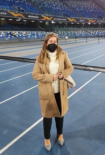 Patricia Rodríguez, siguiendo el entrenamiento del Granada en el feudo napolitano (FRAN CALVO)