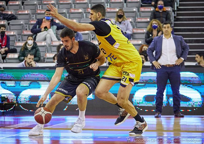 David Iriarte está supliendo a la perfección a Bamba Fall (FERMÍN RODRÍGUEZ / FUNDACIÓN CB GRANADA) 