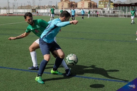 El Atarfe jugará por el ascenso (JOSÉ M. BALDOMERO / ARCHIVO) El Atarfe jugará por el ascenso (JOSÉ M. BALDOMERO / ARCHIVO)