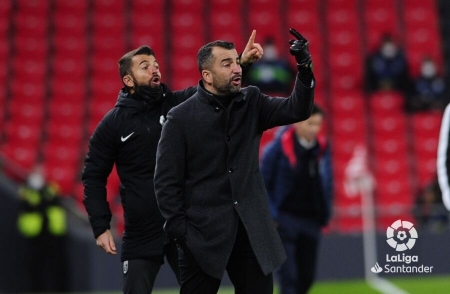 Diego Martínez, durante el partido contra el Athletic en `San Mamés´ (LALIGA)