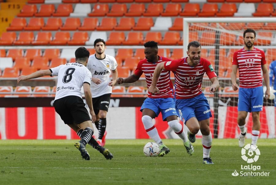 El Granada jugó en `Mestalla´ su partido 46 de la presente temporada (LALIGA)