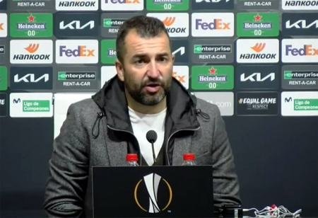 Diego Martínez, entrenador del Granada CF, en un momento de la rueda de prensa (GCF)