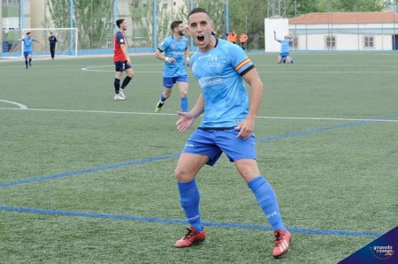 David López celebra su gol (JOSÉ M. BALDOMERO)