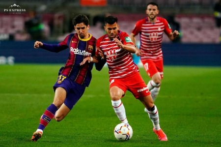 Fede Vico se fajó en el partido ante el Barcelona (GRANADA CF) Fede Vico se fajó en el partido ante el Barcelona (GRANADA CF)