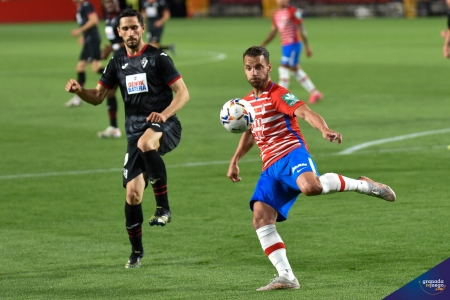 Soldado no podrá jugar ante Real Madrid y Alavés (JOSÉ M. BALDOMERO) Soldado no podrá jugar ante Real Madrid y Alavés (JOSÉ M. BALDOMERO)