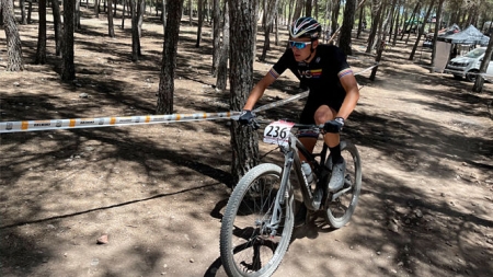 Un bikers durante la prueba (FAC)