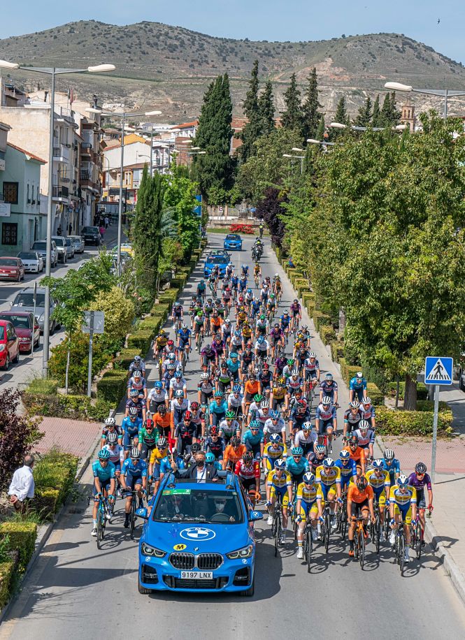 Salida de la 4ª etapa de la Vuelta a Andalucía (AYTO. BAZA) 