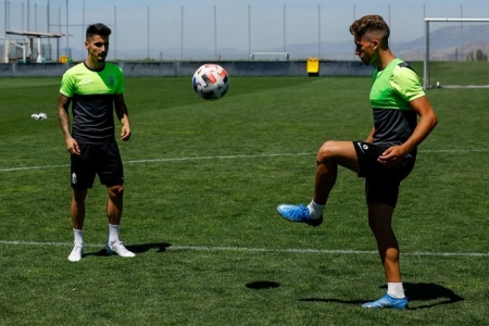 El Recreativo ha preparado la `final` con máxima intensidad (GRANADA CF) El Recreativo ha preparado la `final` con máxima intensidad (GRANADA CF)