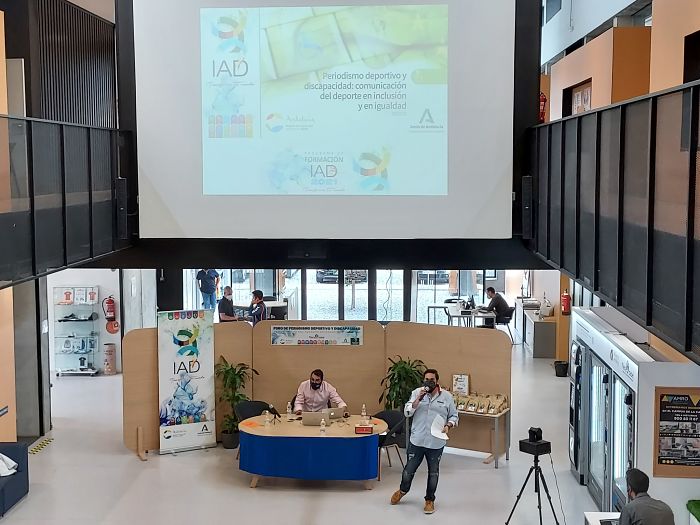 El Centro de Formación Internacional `Reina Sofía` acogió el Foro de Periodismo Deportivo y Discapacidad, promovido por el Instituto Andaluz del Deporte (FRAN CALVO)