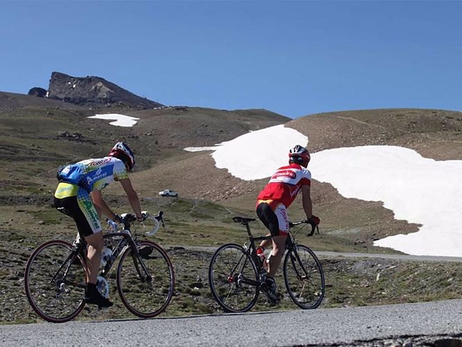 La subida cicloturista al Veleta agota sus 300 plazas para la edición 2021 (CETURSA SIERRA NEVADA) 