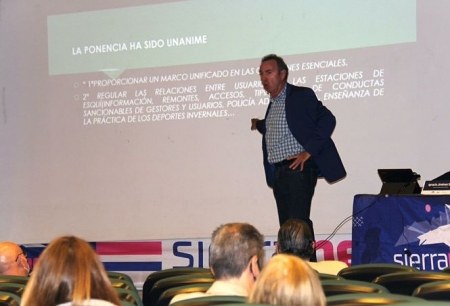 Seminario sobre una futura ley de deportes de invierno celebrado en Sierra Nevada (CETURSA SIERRA NEVADA) Seminario sobre una futura ley de deportes de invierno celebrado en Sierra Nevada (CETURSA SIERRA NEVADA)