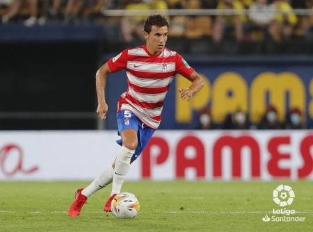 Luis Milla fue de los más destacados del Granada CF (LALIGA) Luis Milla fue de los más destacados del Granada CF (LALIGA)