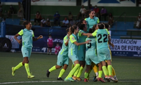 El Granada Femenino buscará levantar hoy la Copa Andalucía ante el Sporting de Huelva (RFAF) El Granada Femenino buscará levantar hoy la Copa Andalucía ante el Sporting de Huelva (RFAF)