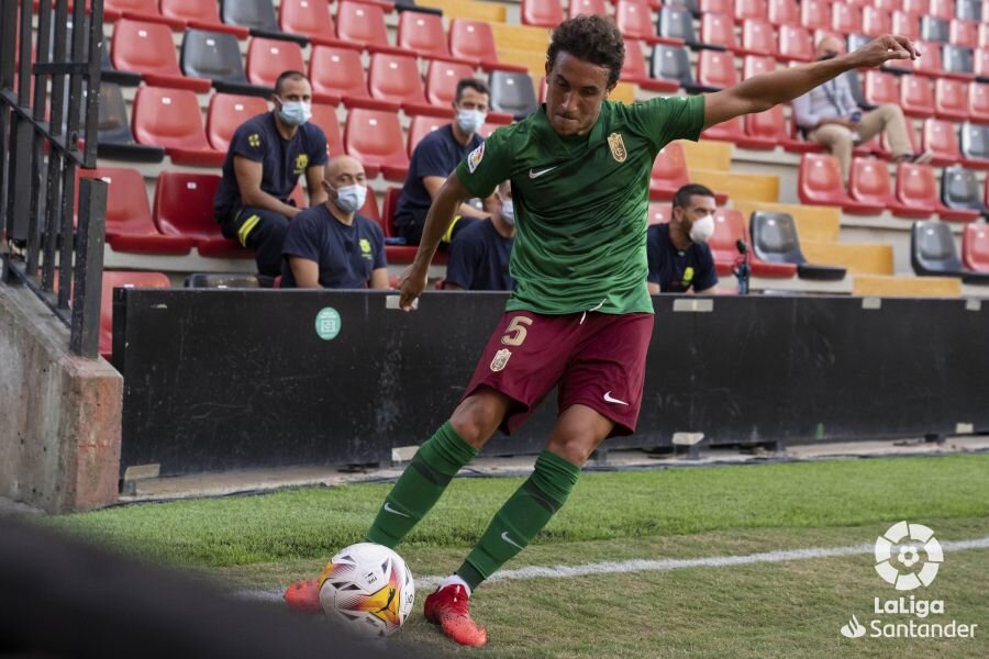 Luis Milla, durante el encuentro en Vallecas ante el Rayo (LALIGA)