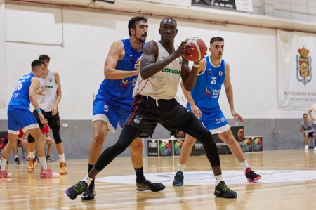 Petit Niang se hace sitio en la zona (FERMÍN RODRÍGUEZ/ FUNDACIÓN CB GRANADA)