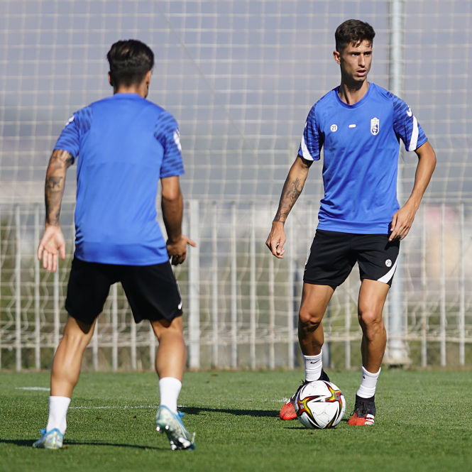 El Recreativo busca su primera victoria en Melilla (CANTERA NAZARÍ)