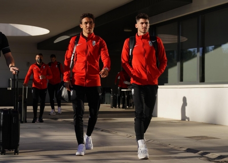 El Granada viaja a Pamplona con las ausencias de Domingos Duarte, Eteki e Isma Ruiz (GCF) El Granada viaja a Pamplona con las ausencias de Domingos Duarte, Eteki e Isma Ruiz (GCF)