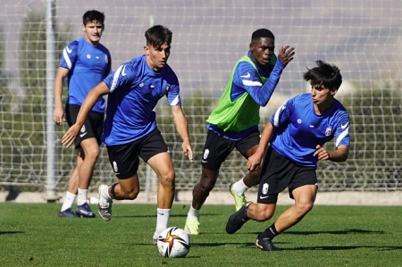 El Recreativo ha preparado el duelo a máxima intensidad (CANTERA NAZARÍ) El Recreativo ha preparado el duelo a máxima intensidad (CANTERA NAZARÍ)
