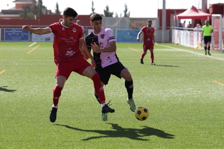 El Arenas de Armilla plantó cara al líder (JORGE LOZANO) 