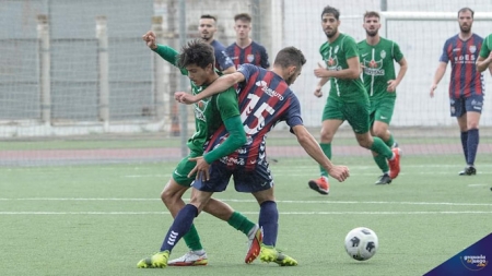 El partido fue muy intenso (JOSÉ M. BALDOMERO)