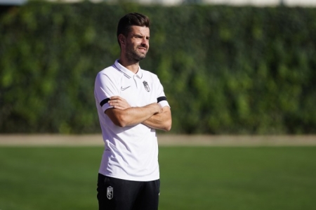 Roger Lamesa, entrenador del Granada Femenino (GCF) Roger Lamesa, entrenador del Granada Femenino (GCF)