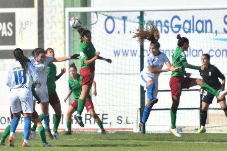 El Granada Femenino puso fin a su mala racha con una gran victoria en Pozoblanco (CD POZOALBENSE) El Granada Femenino puso fin a su mala racha con una gran victoria en Pozoblanco (CD POZOALBENSE)