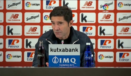 Marcelino, entrenador del Athletic, durante la rueda de prensa posterior al encuentro frente al Granada (LALIGA TV) Marcelino, entrenador del Athletic, durante la rueda de prensa posterior al encuentro frente al Granada (LALIGA TV)