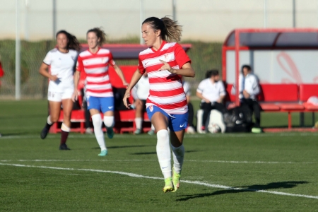 El Granada Femenino cerrará el 2021 como local este domingo 3 de diciembre a las 12:00 horas frente al líder Cacereño (JOSÉ VELASCO / GRJ) El Granada Femenino cerrará el 2021 como local este domingo 3 de diciembre a las 12:00 horas frente al líder Cacereño (JOSÉ VELASCO / GRJ)