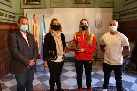Imagen de la recepción a Tabatha Peña (AYTO. MOTRIL) Imagen de la recepción a Tabatha Peña (AYTO. MOTRIL)