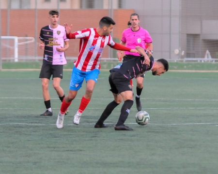 El Arenas venció un disputado partido (PACO OLMO) El Arenas venció un disputado partido (PACO OLMO)