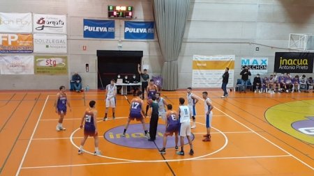 Salto inicial del partido (CB BAZA) Salto inicial del partido (CB BAZA)