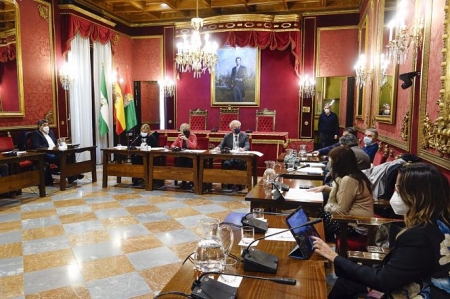 Comisión de Deportes del Ayuntamiento de Granada (AYUNTAMIENTO) Comisión de Deportes del Ayuntamiento de Granada (AYUNTAMIENTO)