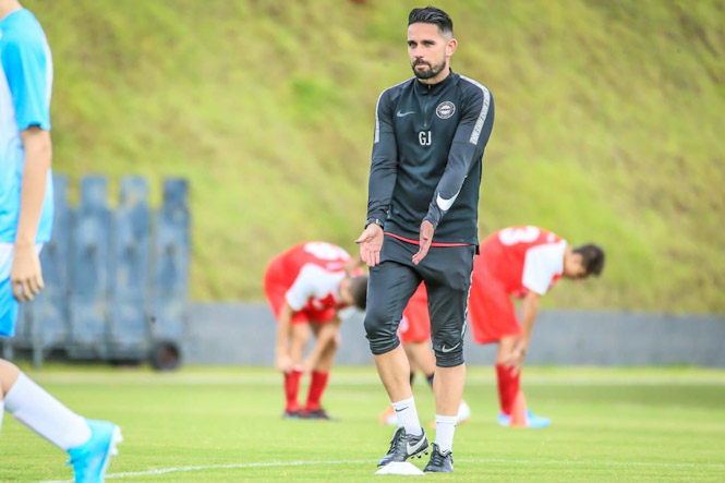 George Jermy durante un entrenamiento del Almuñécar City (CD ALMUÑÉCAR CITY)