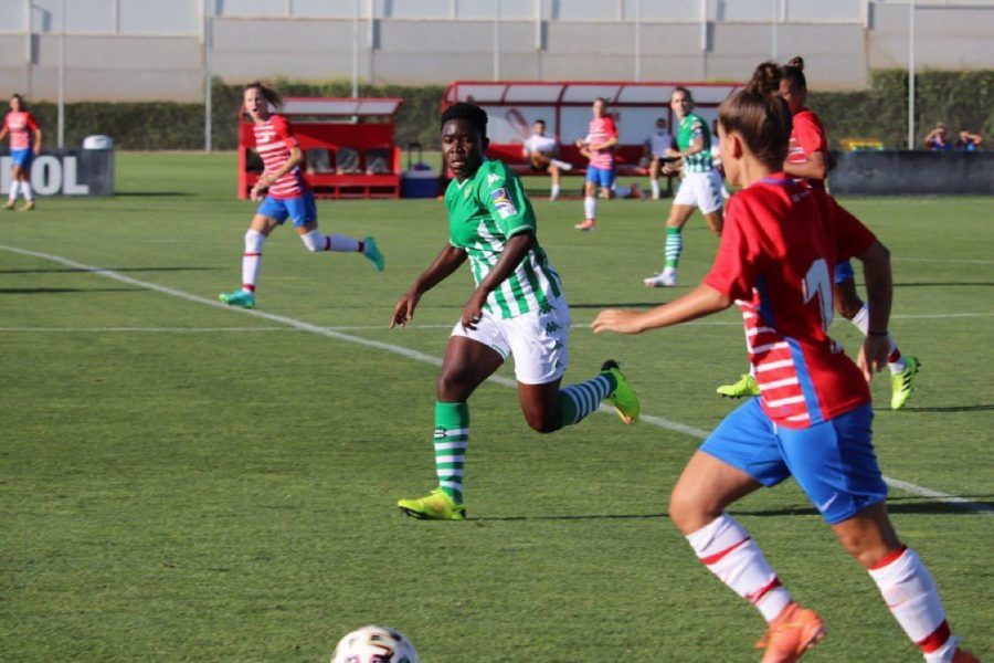 Imagen del amistoso entre el Granada y el Betis disputado el pasado verano en la Ciudad Deportiva (REAL BETIS)