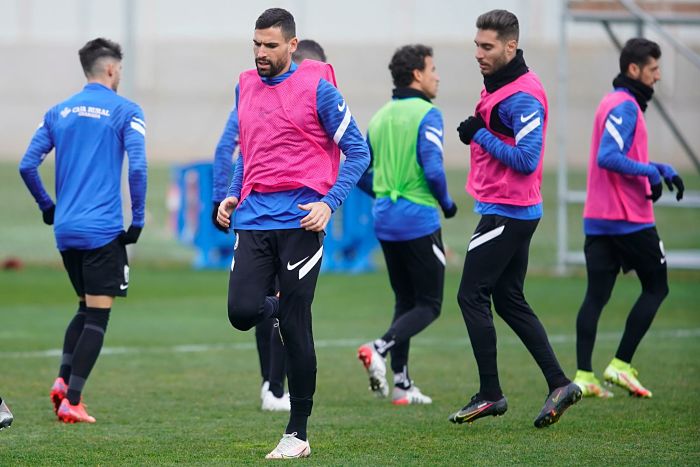 Imagen del entrenamiento del miércoles, donde aparece Rubén Rochina trabajando en grupo (PEPE VILLOSLADA / GCF)