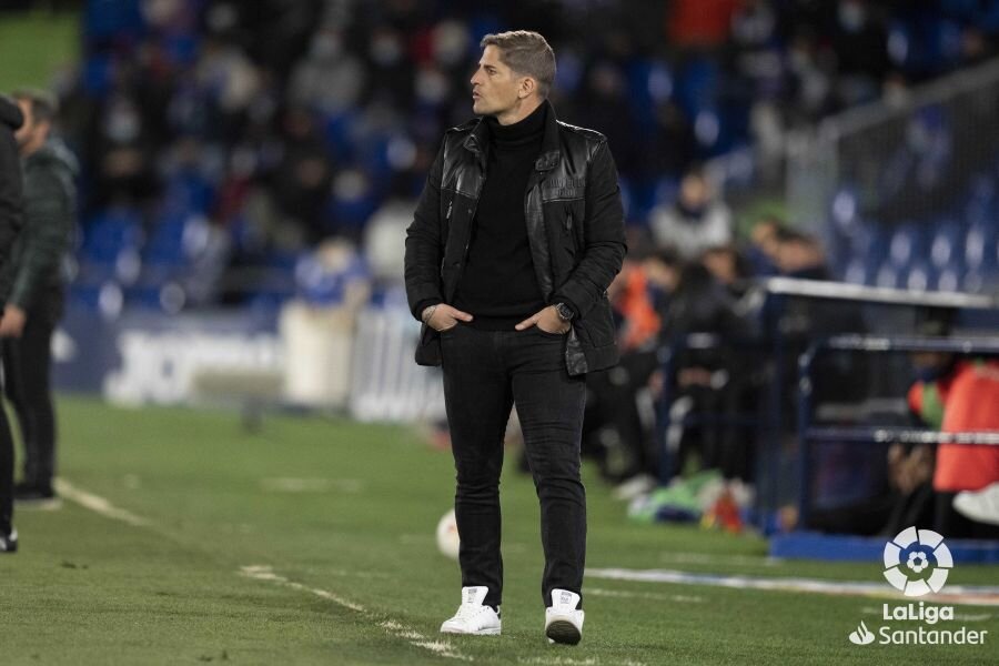 Robert Moreno, durante el partido en el `Coliseum Alfonso Pérez` (LALIGA)
