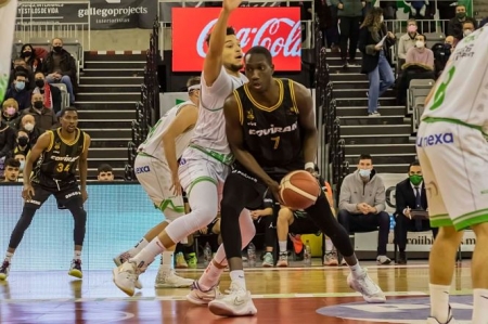 Petit Niang fue de los más destacados ante Tau Castellón (JOSÉ VELASCO) Petit Niang fue de los más destacados ante Tau Castellón (JOSÉ VELASCO)