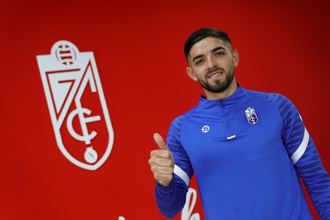Marcos Camarda ya es jugador del Recreativo de Granada (GCF)