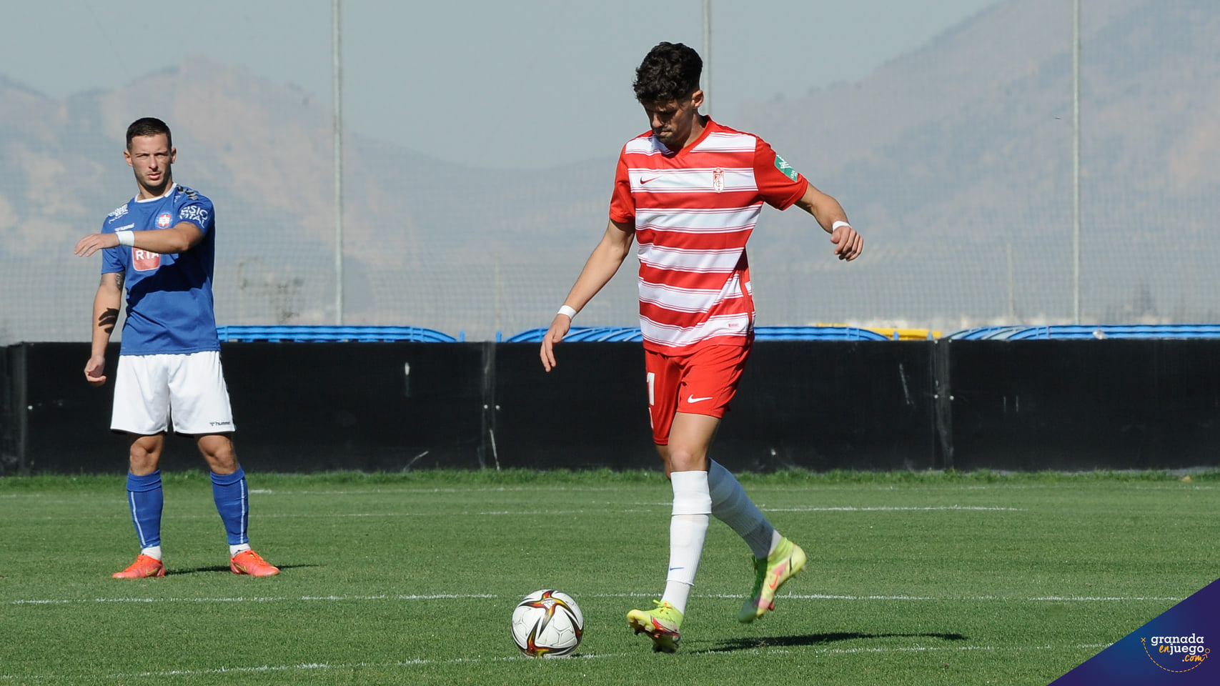 Butzke, en un partido con el Recreativo Granada (JOSÉ M. BALDOMERO)