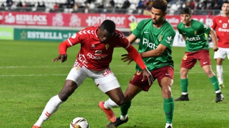 El Recreativo ha perdido en La Condomina (REAL MURCIA) El Recreativo ha perdido en La Condomina (REAL MURCIA)