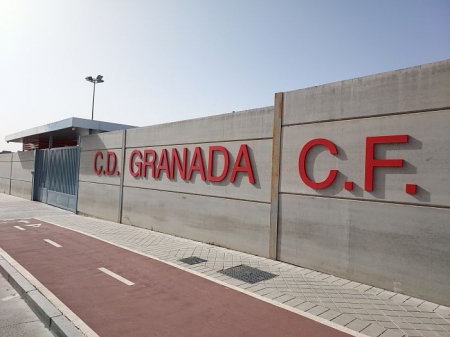 El Granada vive las últimas horas del mercado con varios cabos sueltos por formalizar (GRJ) El Granada vive las últimas horas del mercado con varios cabos sueltos por formalizar (GRJ)