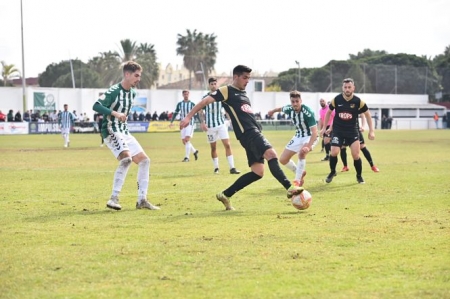 Los costeros merecieron un mejor resultado en la segunda mitad (CF MOTRIL) 