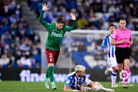 (LALIGA) (LALIGA)