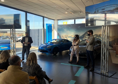 Leo Maldonado en un momento del evento de presentación de Alpine en Granada 