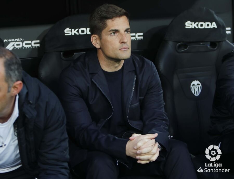 Robert Moreno, en los momentos previos al encuentro contra el Valencia (LALIGA)