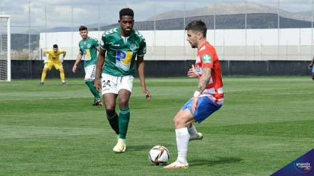 El. Filial dejó pasar la oportunidad de meterse en Play Off (JOSÉ M. BALDOMERO) 